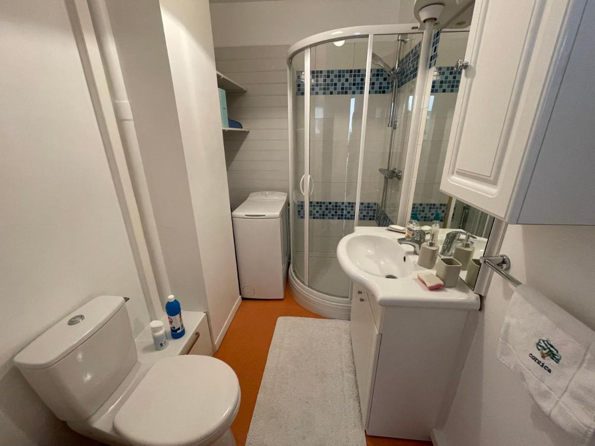 Appartement Chaleureux , Cosy, Bien Equipe Et Bien Place Sedan Eksteriør billede